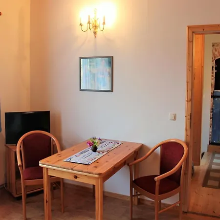 Cozy In Kluetz With Garden Apartment Klutz