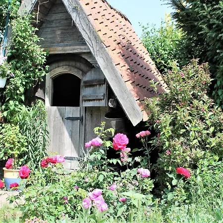 Cozy In Kluetz With Garden Klutz