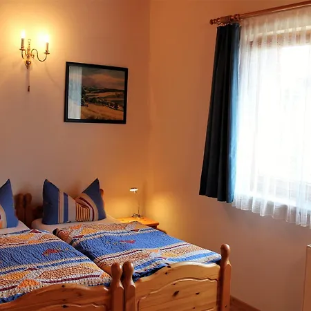 Cozy In Kluetz With Garden Apartment